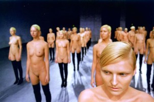 Vanessa-Beecroft1