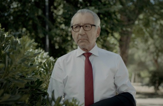 Magical_Girl-Carlos_Vermut-02