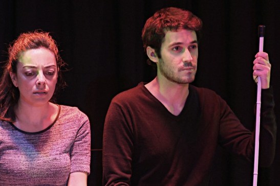 en_la_ardiente_oscuridad05