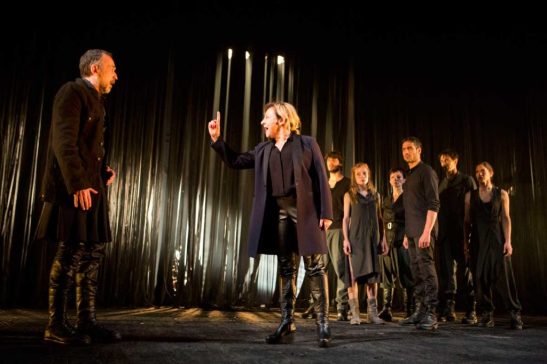 teatro-kamikaze-antigona-4-1024x683