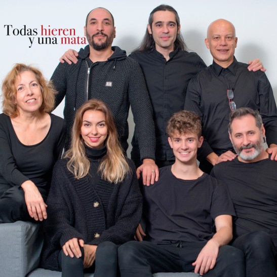 Facebook-3-todas-hierren-y-una-mata