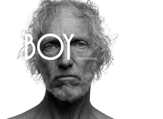 Primer plano de Boy Olmi en su unipersonal autobiográfico en Madrid, Espacio Mistral.